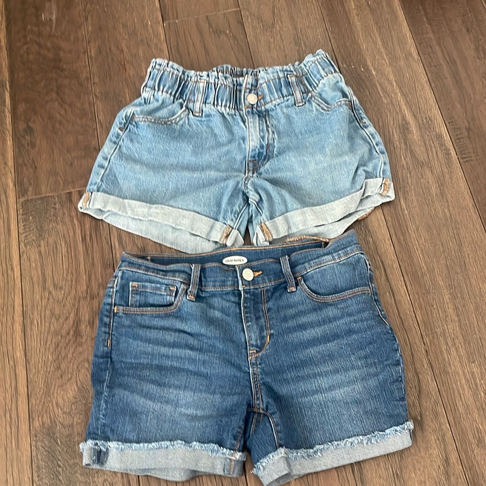 2 Pair Girl Shorts 10/12 Cat and Jack/Old Navy